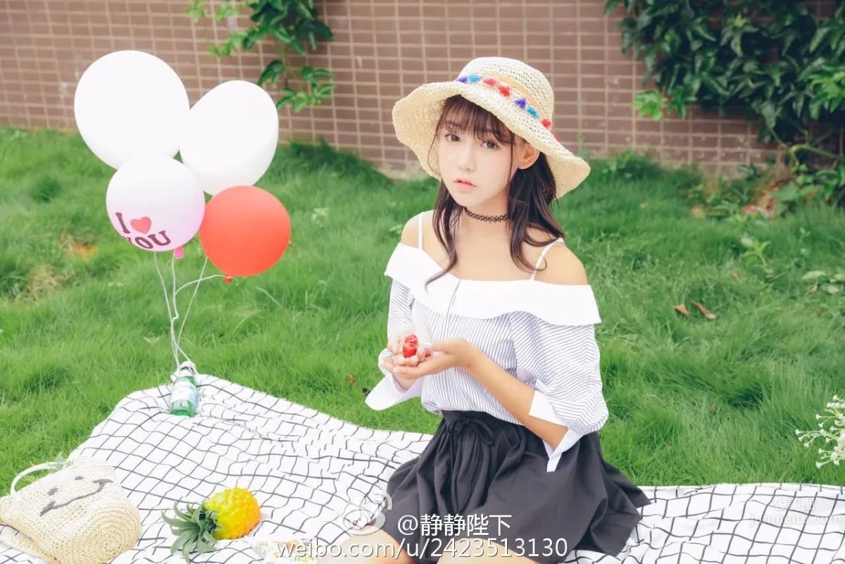 Jingjing Your Majesty - Cute Girl Innocent Face Private Photos photo 10
