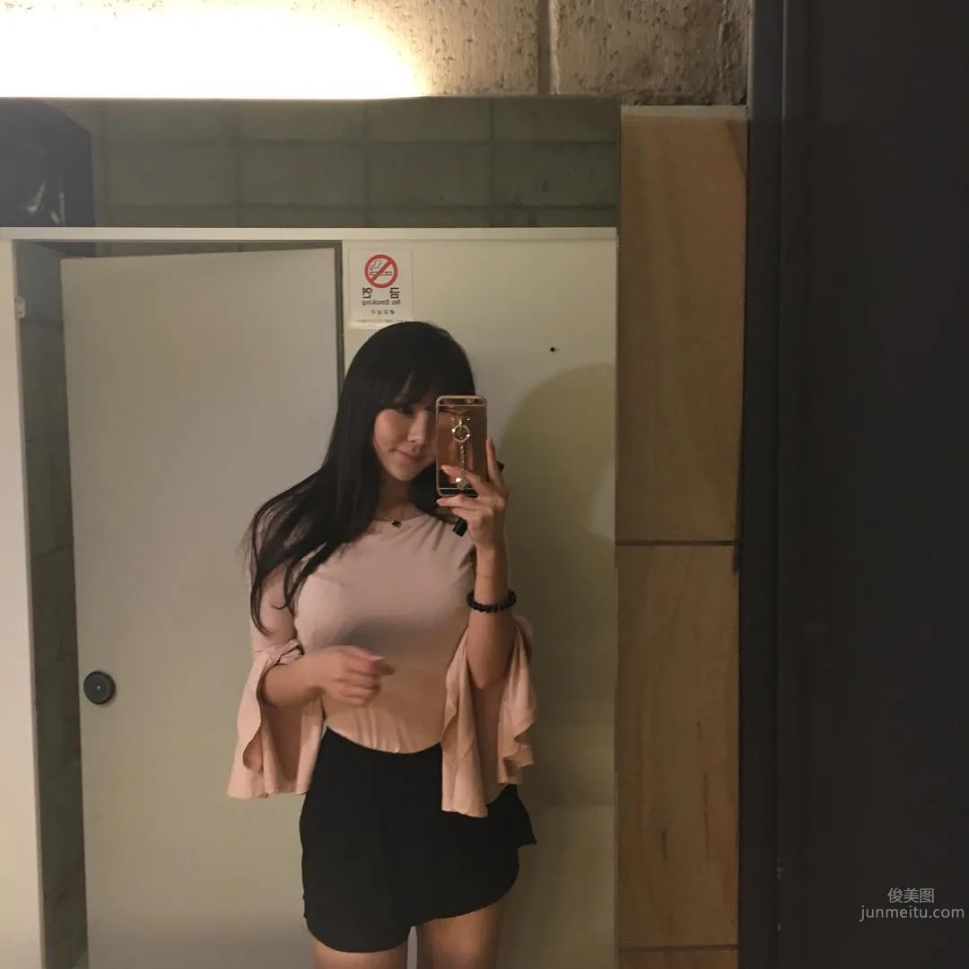 Lovelyn - Super Energetic Korean Cute Girl photo 31