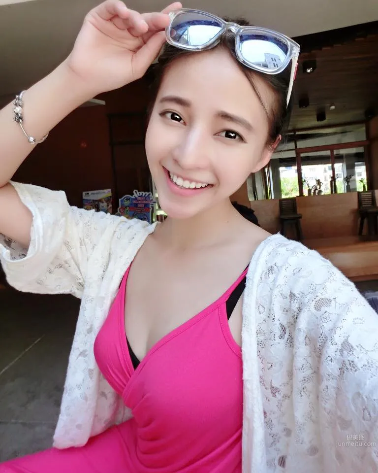 Agnes Lim - Malaysian Beauty Fresh Selfie photo 5
