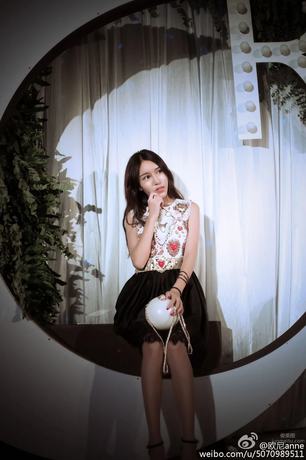 Ouni anne - Weibo Private Shoot Beautiful Photos photo 3