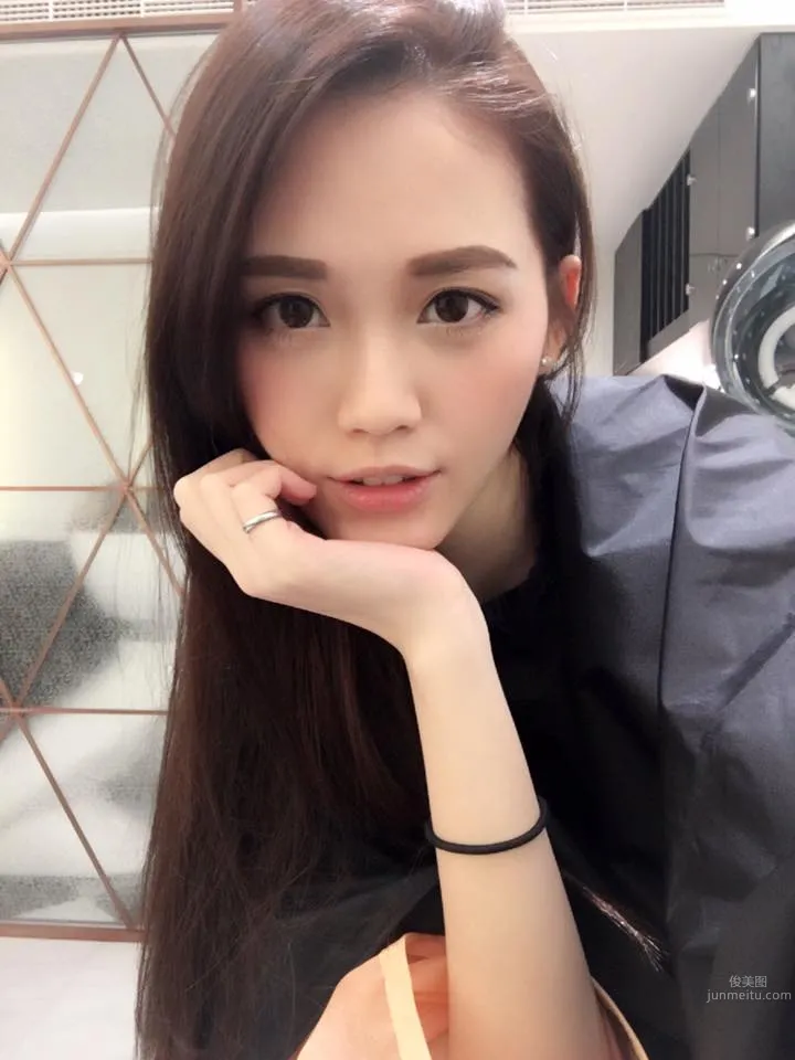Ni Yuru - Sweet Selfie Beauty with a Great Figure photo 12