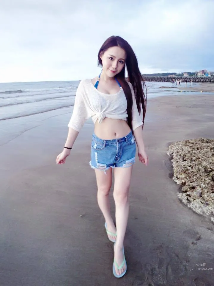Yuanyuan Mei - Taiwan Petite Beauty Private Shoot photo 2