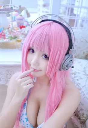 憂糯Yonor- 新加坡軟妹子Cosplay精選寫真