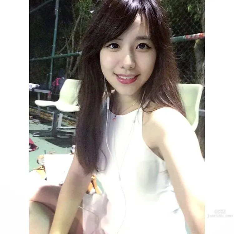 Huang Jiayi - Naturally Beautiful, Pure and Lovely Girlfriend Style photo 2