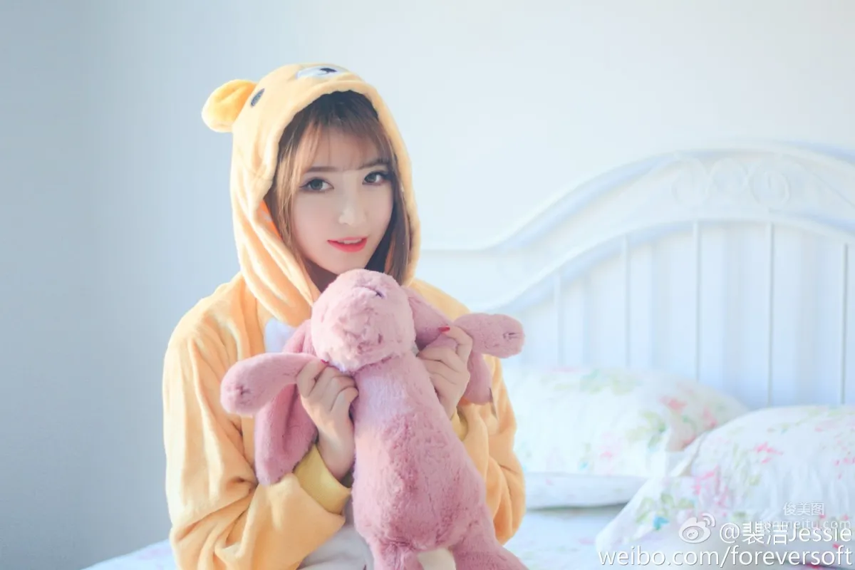 Peijie Jessie - Popular SG Eye Candy Private Shoot photo 23