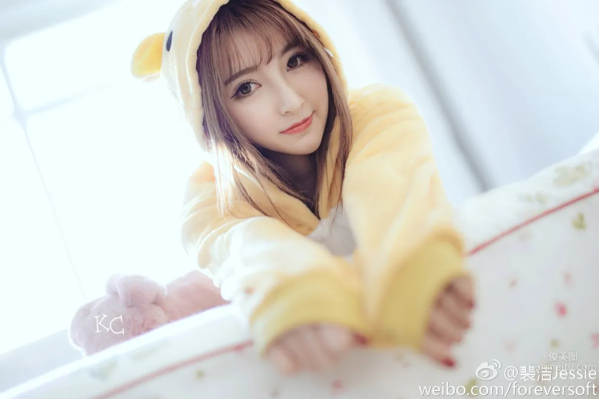 Peijie Jessie - Popular SG Eye Candy Private Shoot photo 25