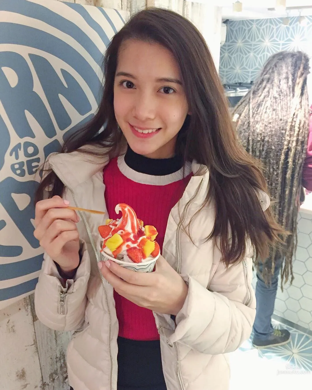 Serene Lim - Malaysia's National Goddess Beautiful Photos photo 7