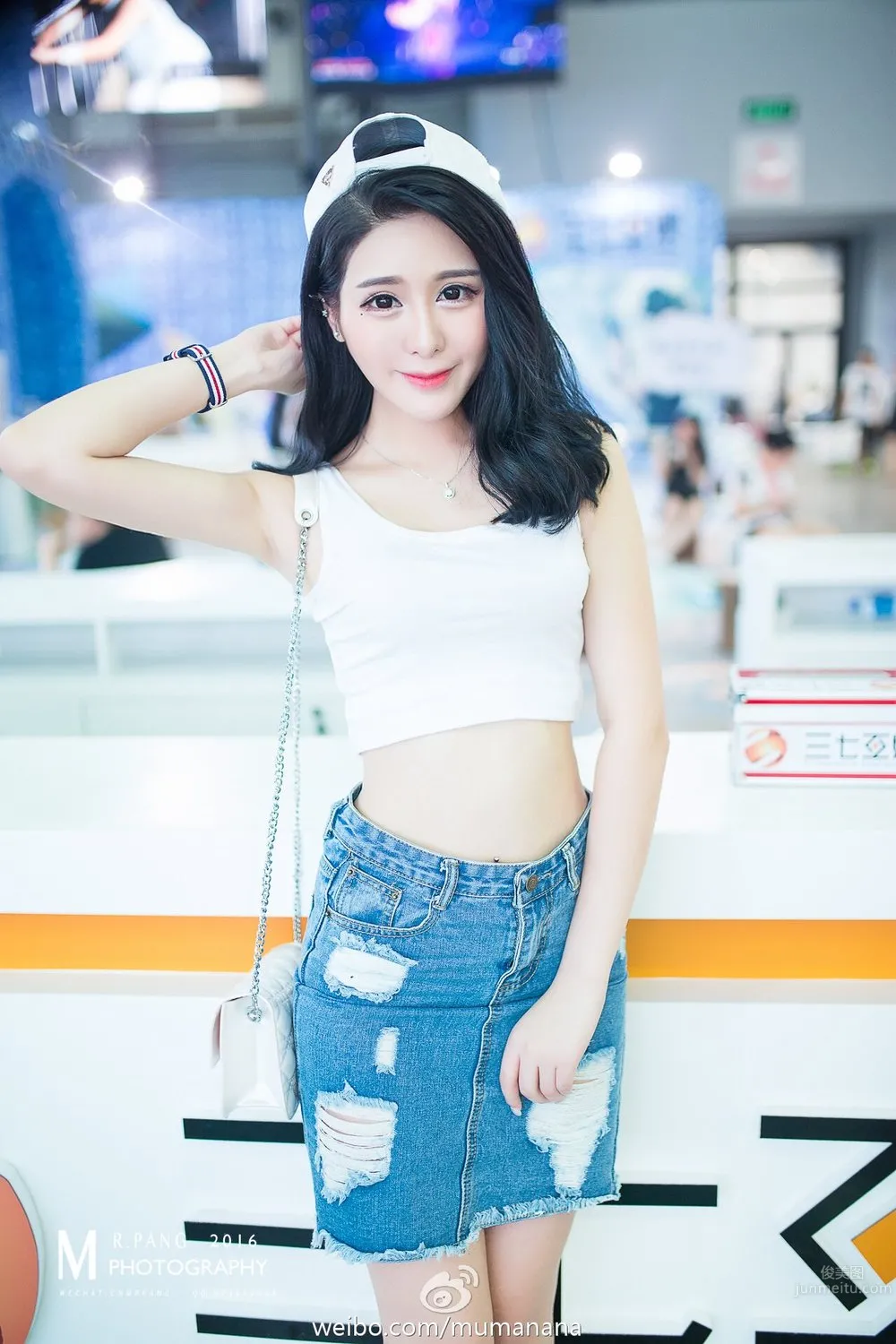 Nada Shaoye - Smiling Beauty Private Photos photo 12