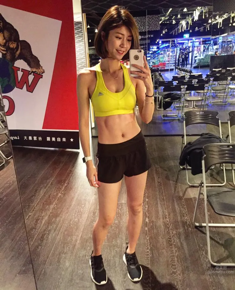 廖若妤- 馬甲線美少女私房照 15