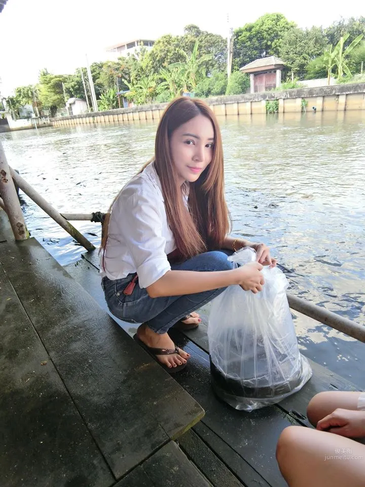 Minta Phosri: Photo Set 2025 photo 10