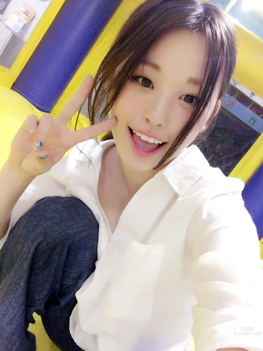 Anna Yano - Blue Letter Style Popular Female Singer photo 12