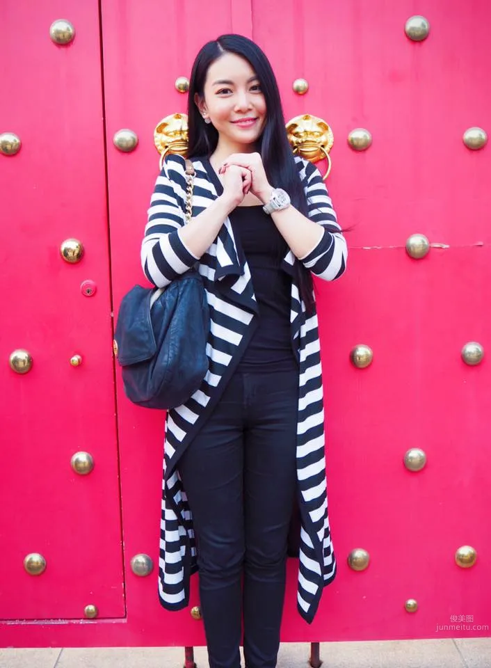 Nicole Wan - She Has a Pair of Clear Beautiful Eyes photo 23