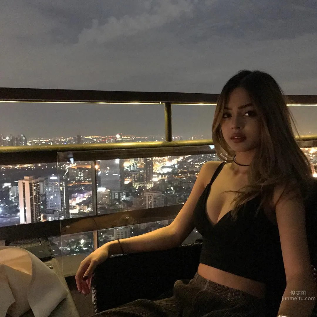 Lily Maymac, The Mixed-Blood Beauty Model You Must Follow on IG photo 16