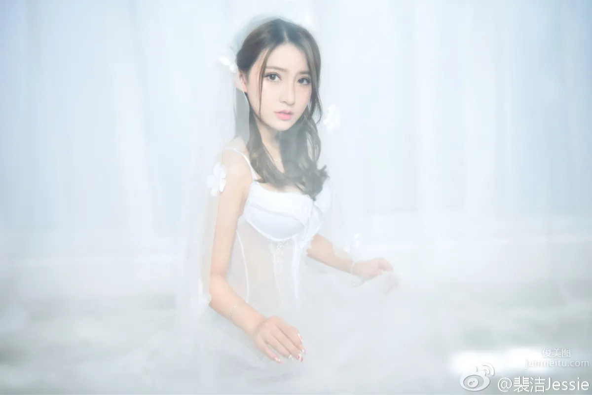 Peijie Jessie - Popular SG Eye Candy Private Shoot photo 1