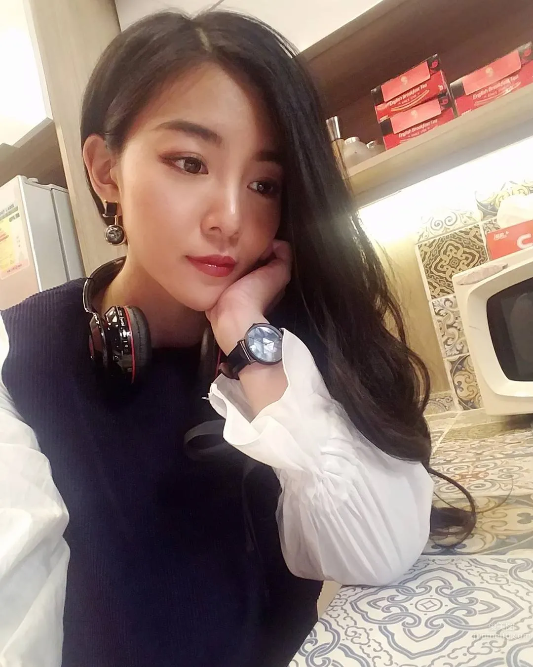 Nicole Wan - She Has a Pair of Clear Beautiful Eyes photo 20