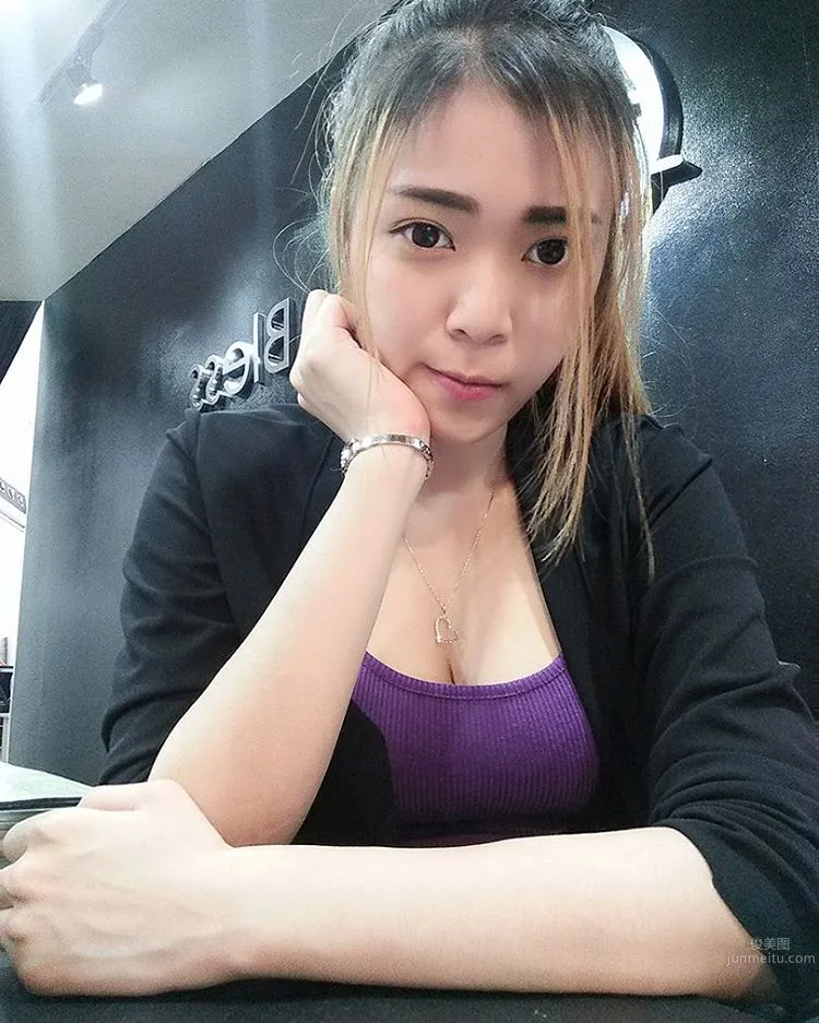 Liang Meijun Mii Kuan, Malaysian Patty Hou Bust Photos Are Too Outrageous photo 13