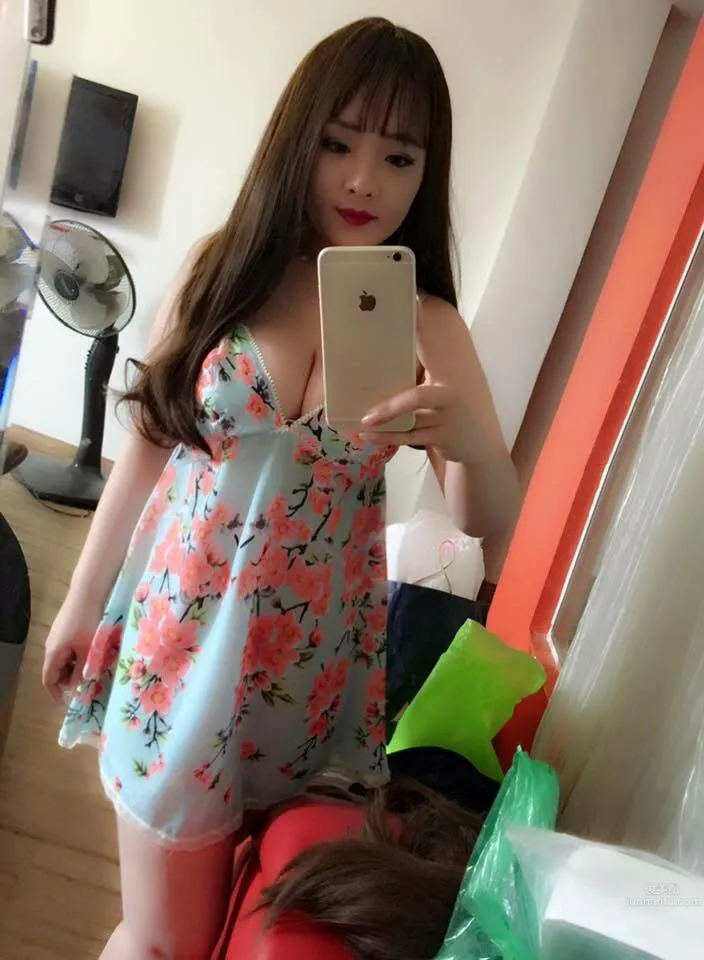 Cao Giang - These Heavy Breasts Do Not Need to Be Squeezed at the Base photo 9