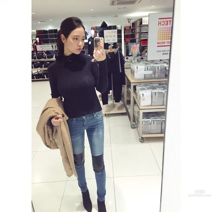 Betteralicee- 酒窩美女美妝私房照 14
