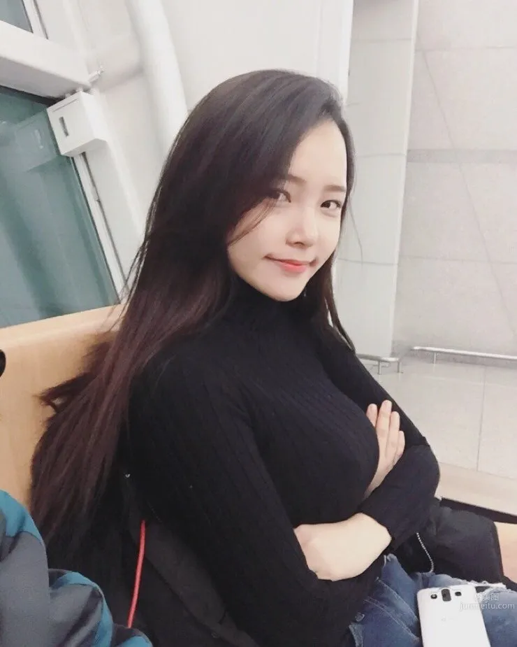 Betteralicee- 酒窩美女美妝私房照 37
