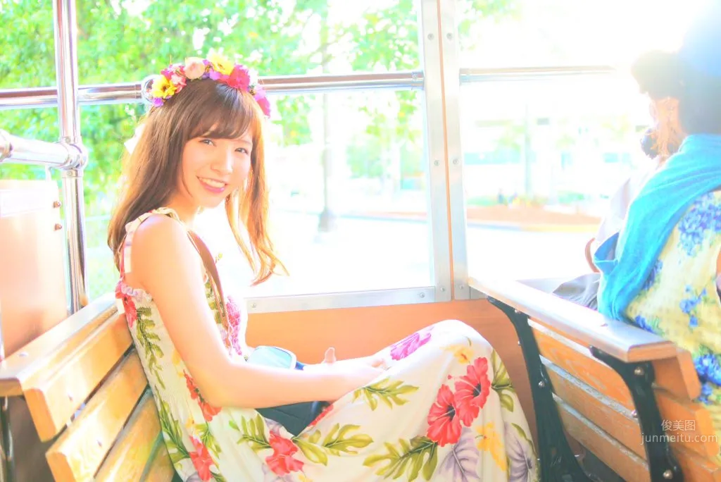 Honoka - Hottest Beer Girl Private Shoot photo 2
