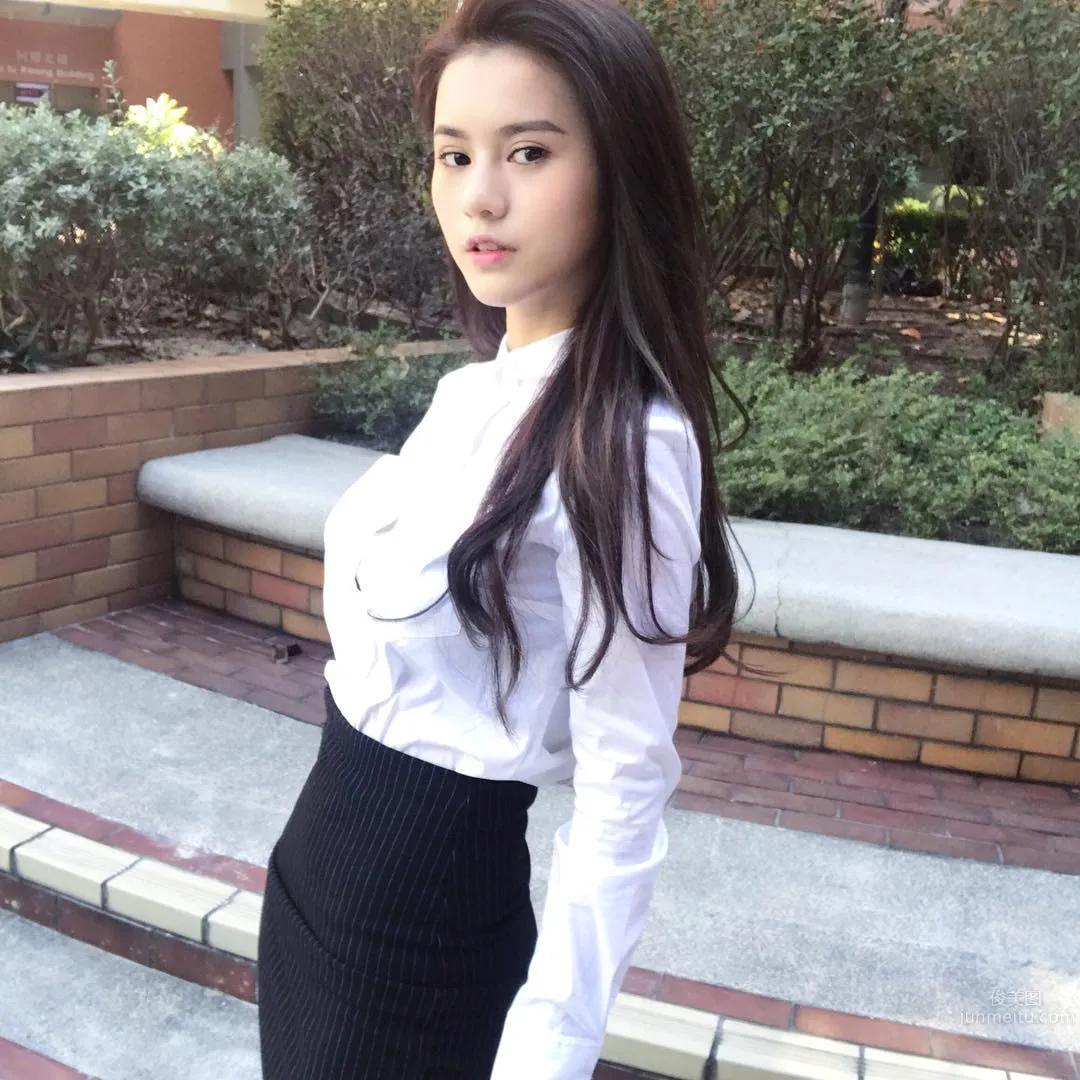 Larine Tang: instagram photo 18
