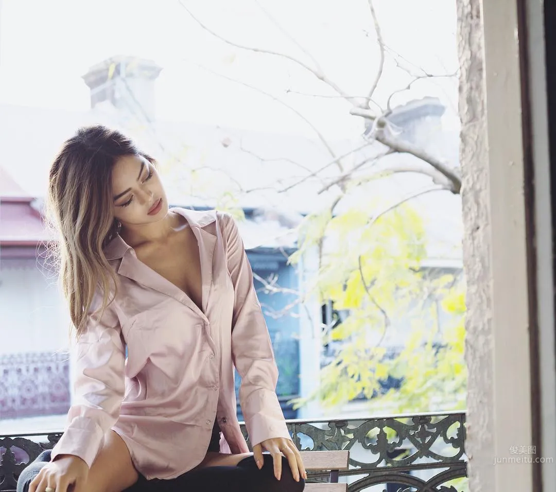 Lily Maymac, The Mixed-Blood Beauty Model You Must Follow on IG photo 13