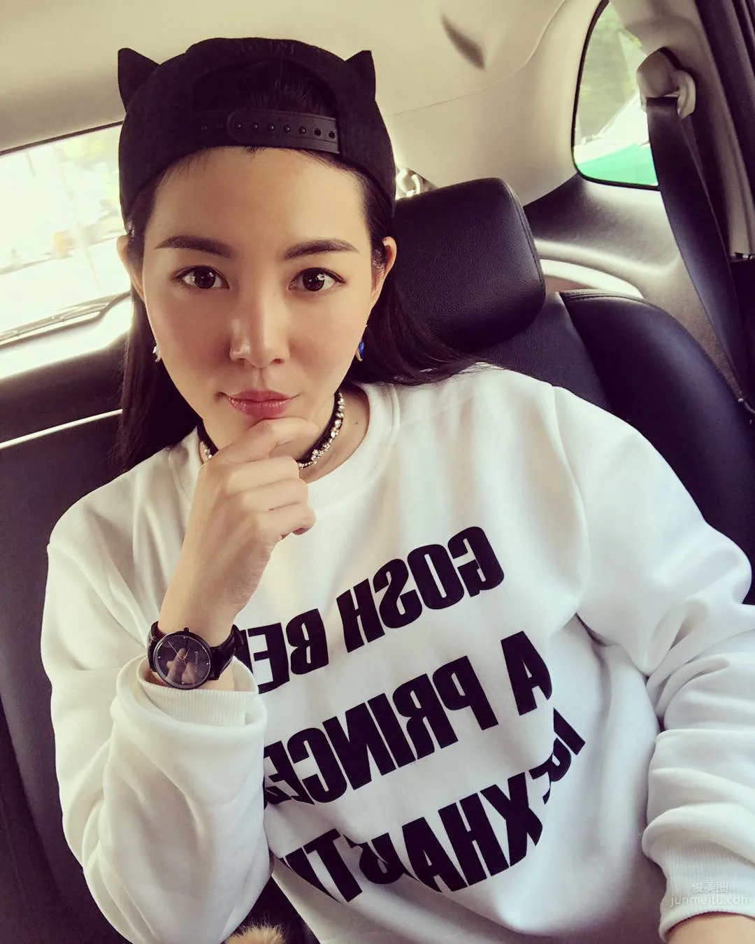 Nicole Wan - She Has a Pair of Clear Beautiful Eyes photo 19