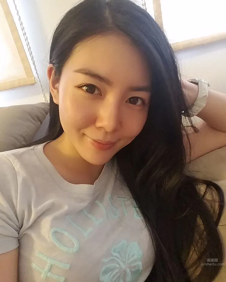 Nicole Wan - She Has a Pair of Clear Beautiful Eyes photo 9