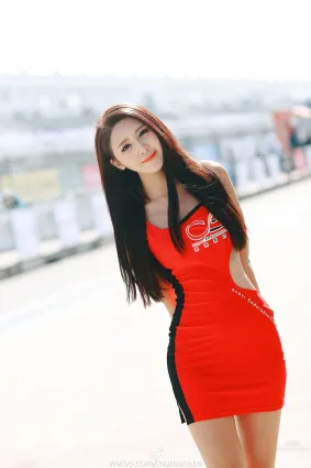 娜大少爺- 笑顔系美女私房寫真