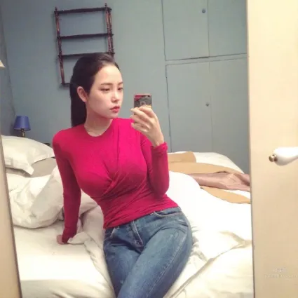Betteralicee- 酒窩美女美妝私房照