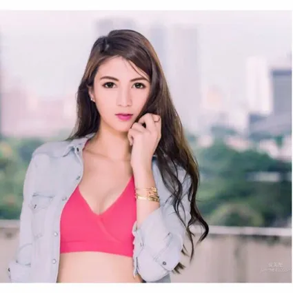 Priscilia Wong- 長蜜腿，水蛇腰，私房照