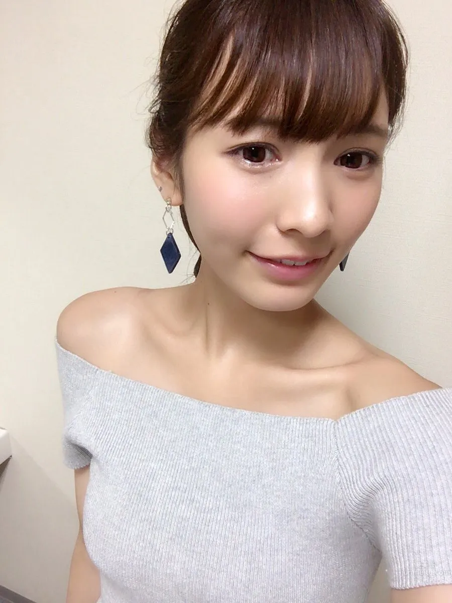 Honoka - Hottest Beer Girl Private Shoot photo 10