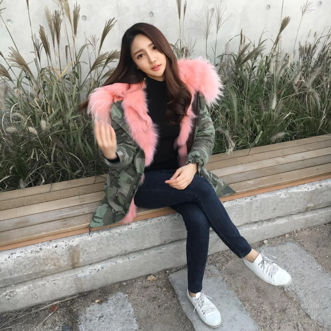 Veenii- S曲線美好身材讓人無法抗拒 18