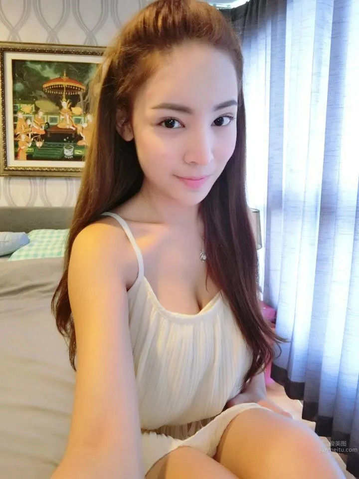 Minta Phosri: Photo Set 2025 photo 8