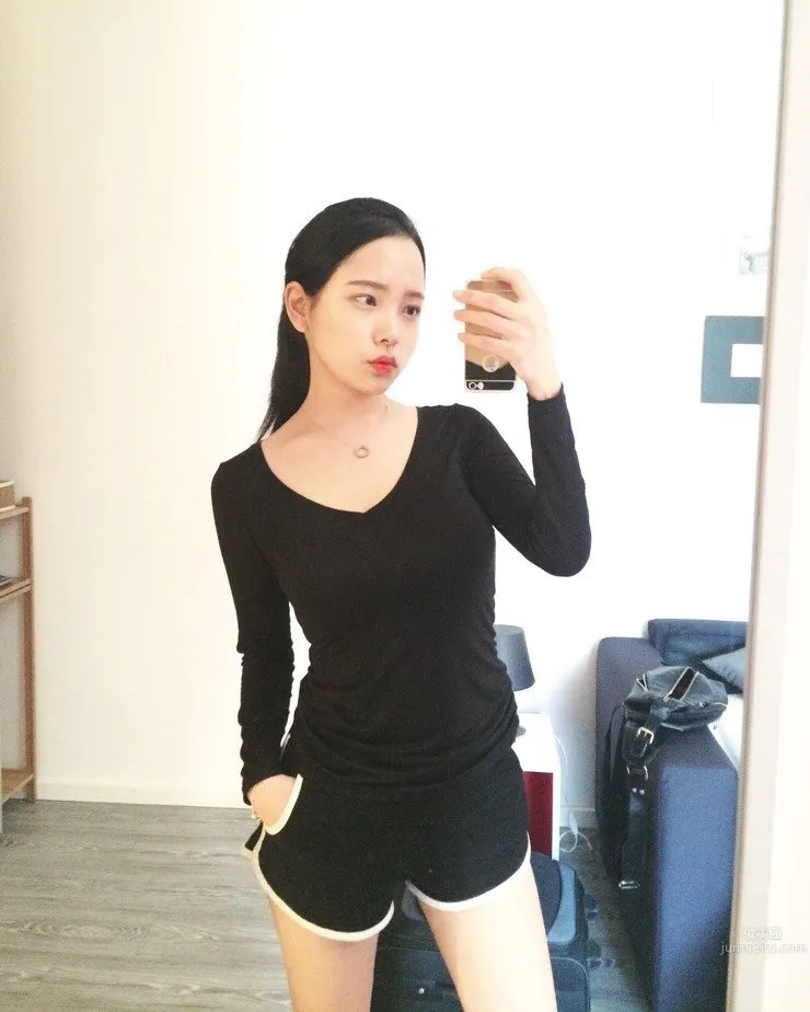 Betteralicee- 酒窩美女美妝私房照 50