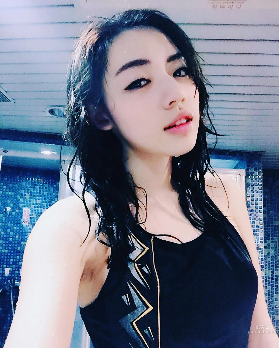 Xie Liqi Kiki, New Zealand Bikini Big Giveaway photo 2