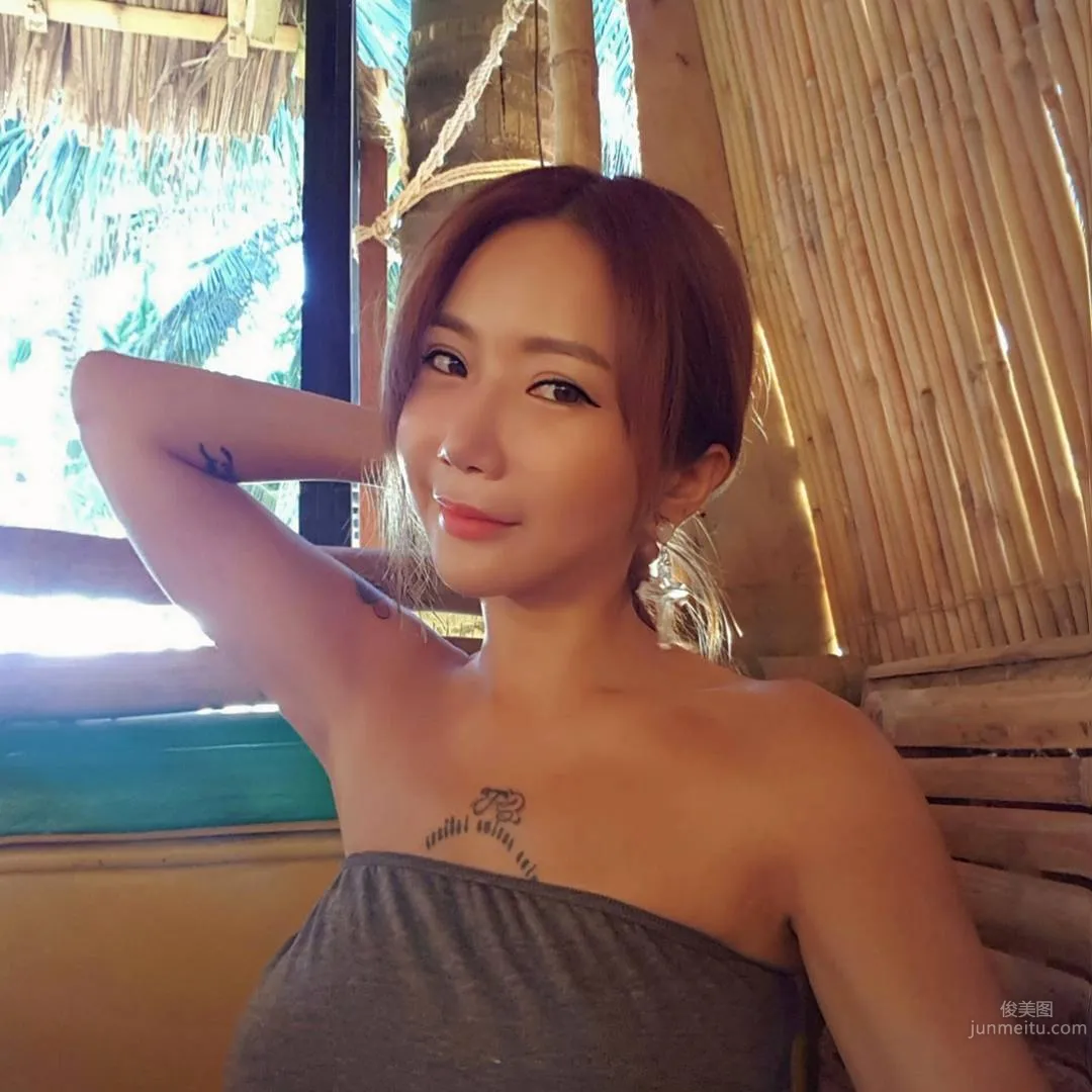 이승희- 小阿姨八字奶實在誘人 35
