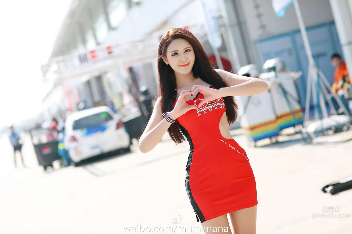 Nada Shaoye - Smiling Beauty Private Photos photo 3