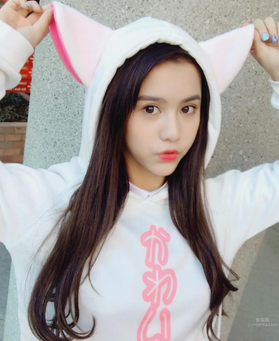 Larine Tang: instagram photo 19