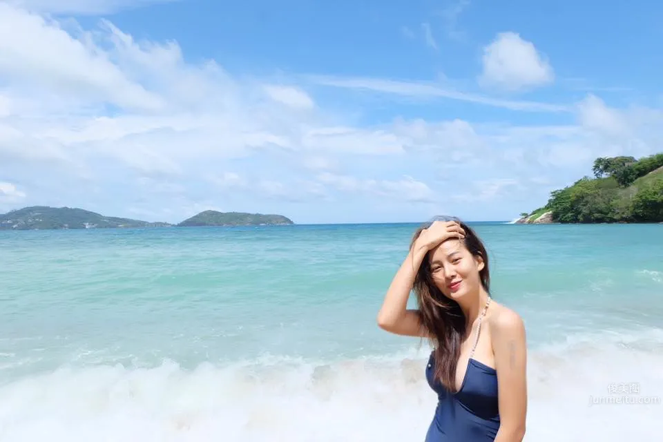 Oravee Luangvibbonporn, Thai Beauty Singer Whose Smile Drives Fans Crazy photo 12