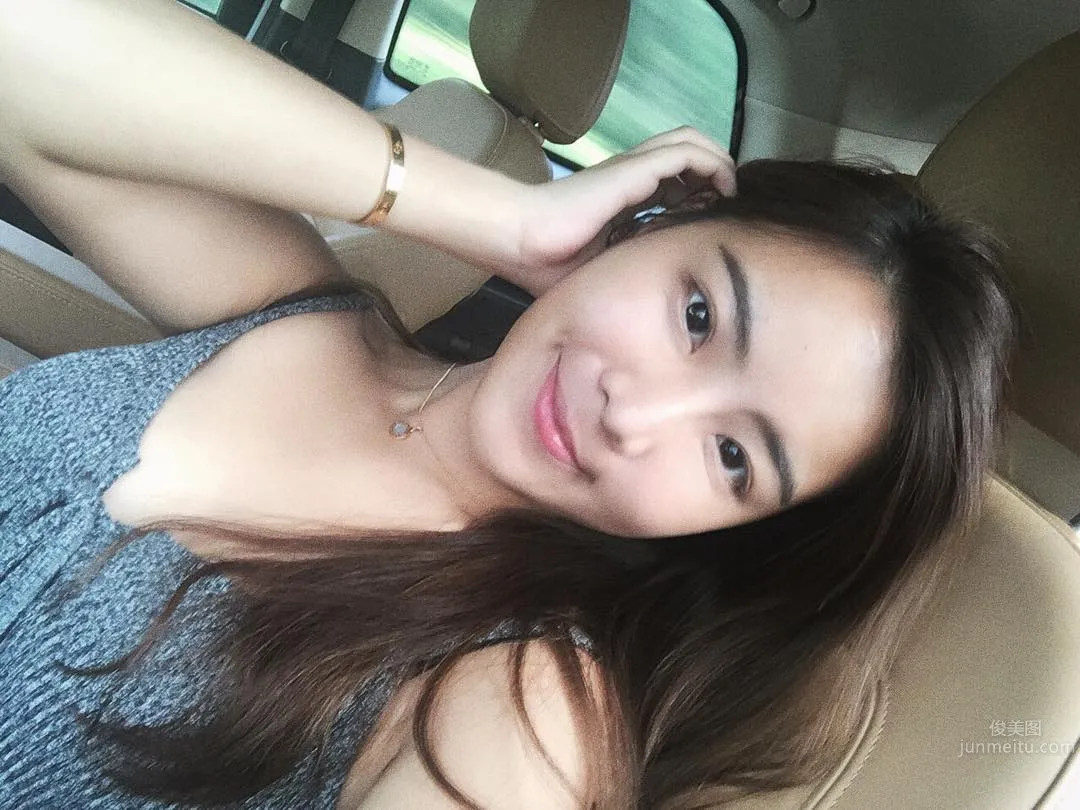 Stephanie Teh - PTT Beauty Board Exploded with High-Face-Value Boss Lady photo 8