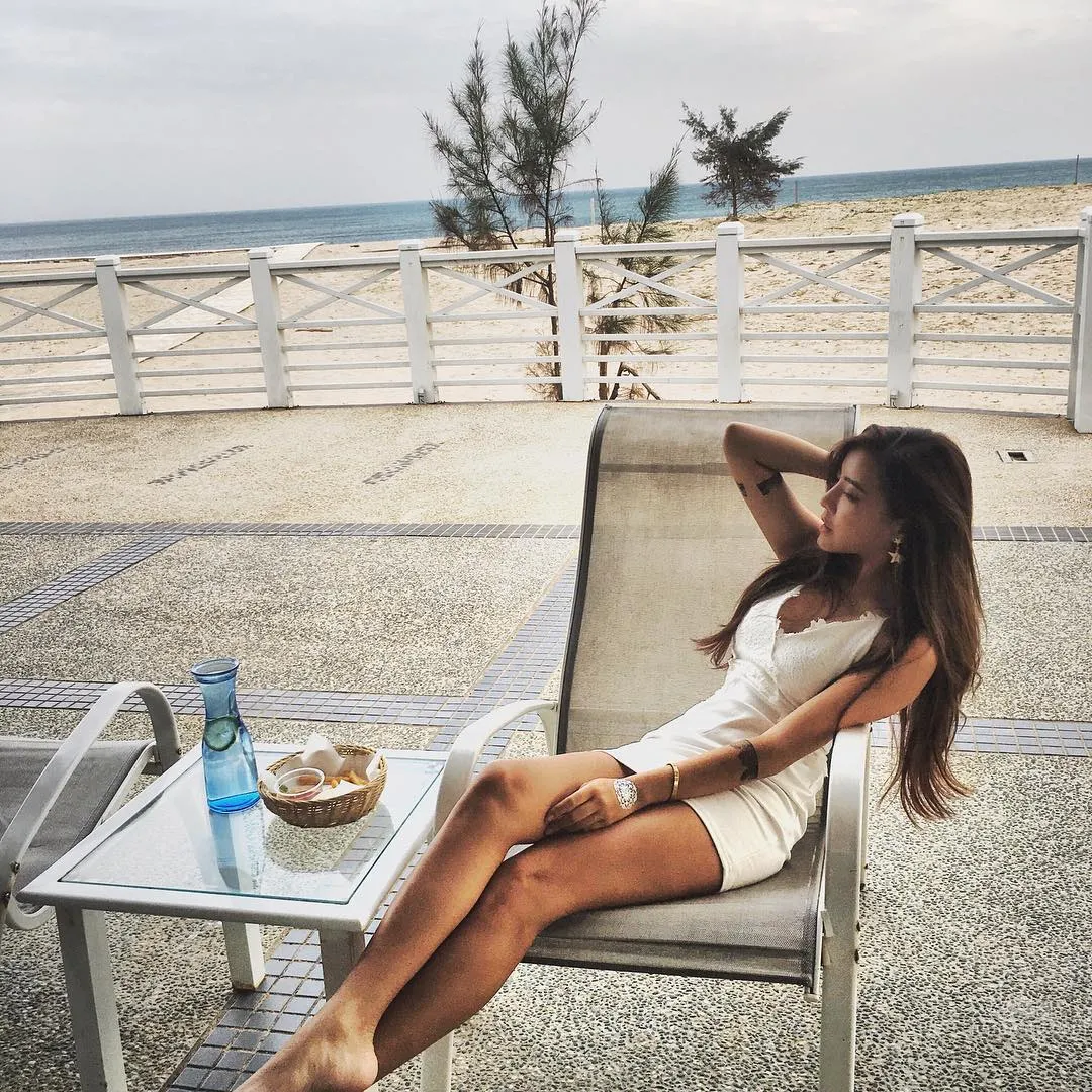 Stephanie Teh - PTT Beauty Board Exploded with High-Face-Value Boss Lady photo 14