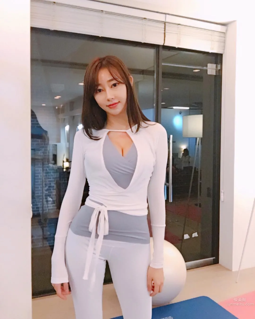 樸智英Park Ji Young- 韓國瑜伽女神每個動作都迷人 26