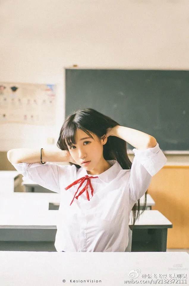 张飞飞- 灵动美少女养眼写真_22