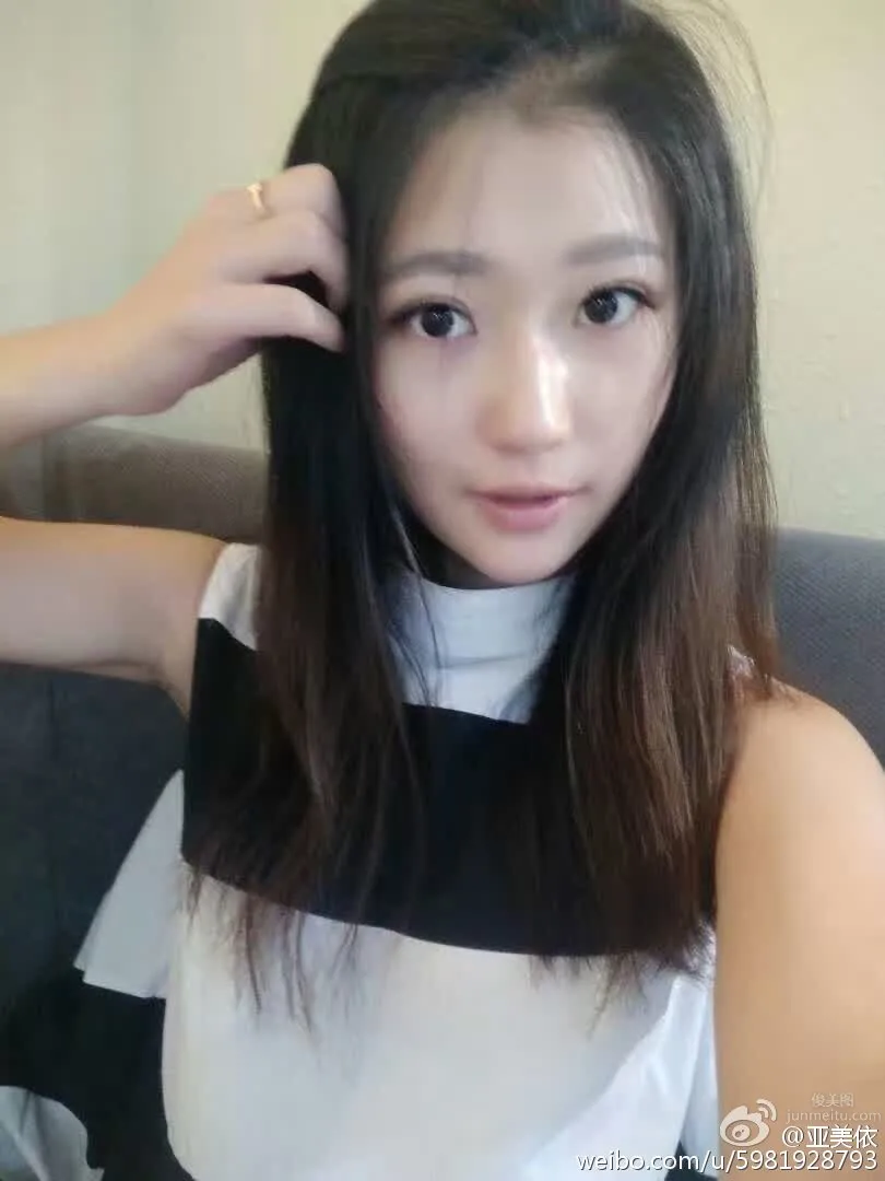 Ya Meiyi: Leg Babes photo 21