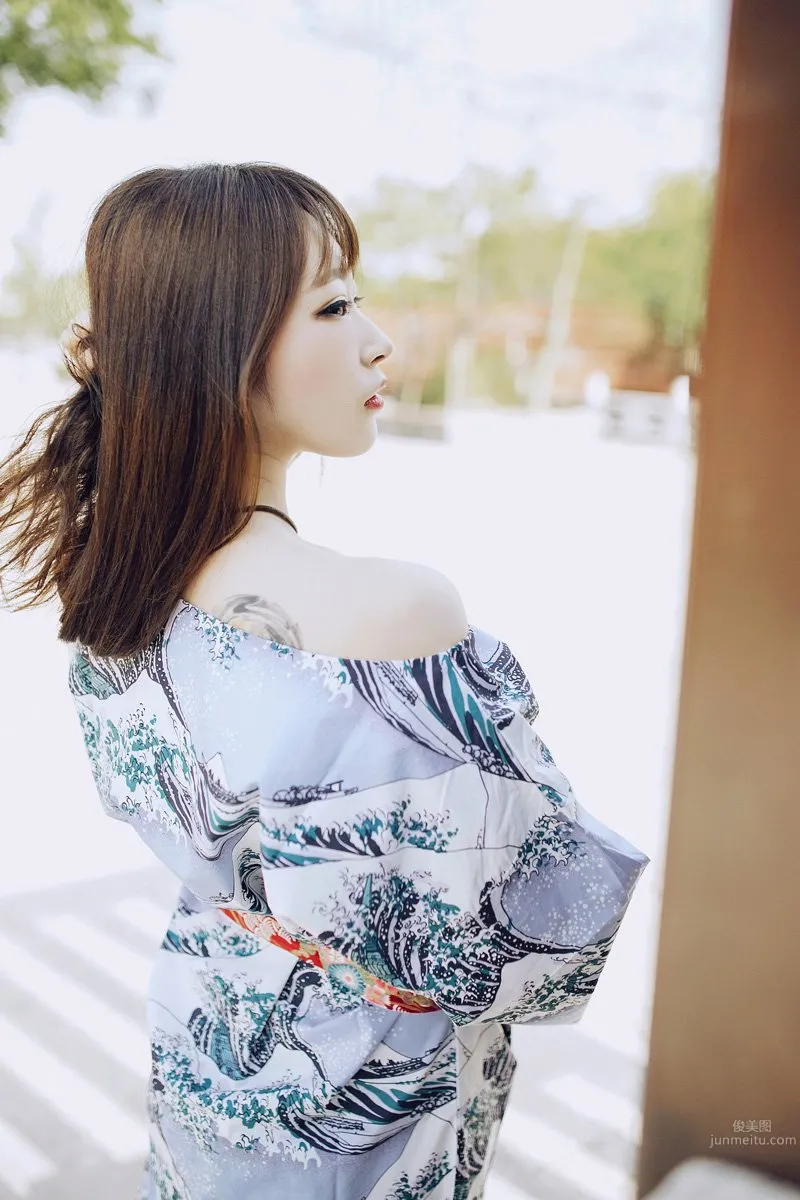 Wu Jiabao, Outdoor Kimono and Bathroom Lingerie Photos photo 9