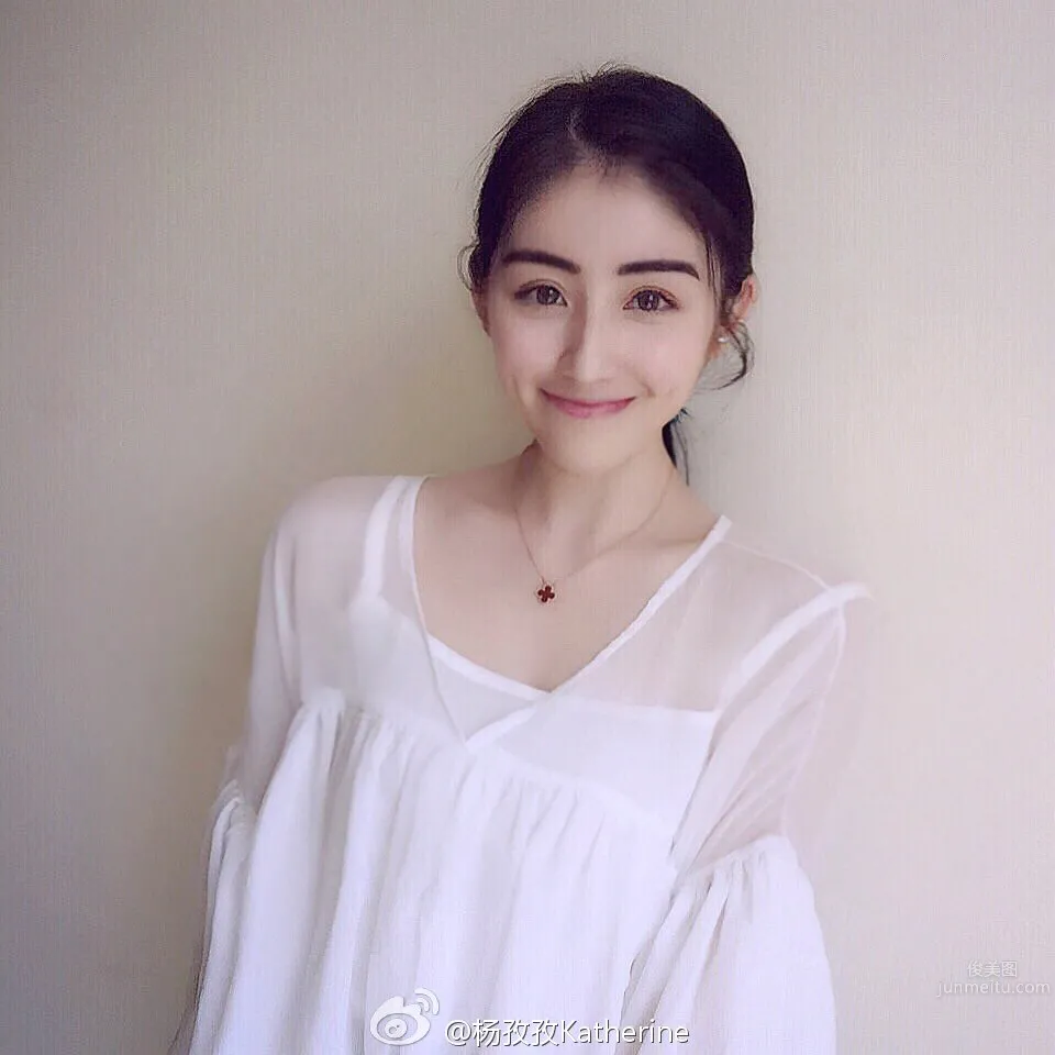 楊甜甜- 氣質甜姐兒私房美圖 21