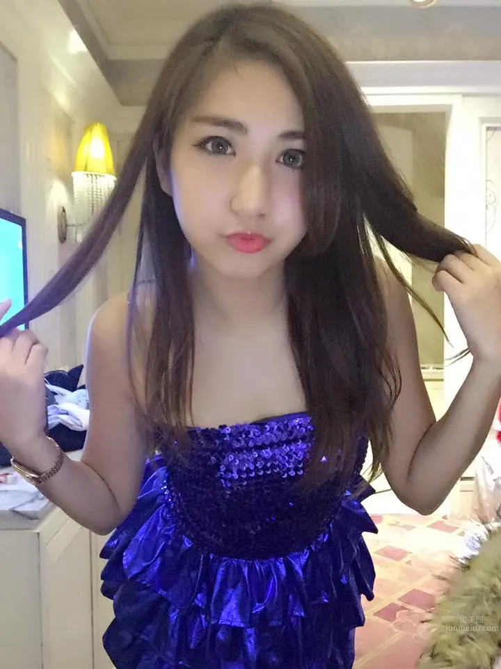 吳青Minana- 超正展場甜心 又萌又性感 28