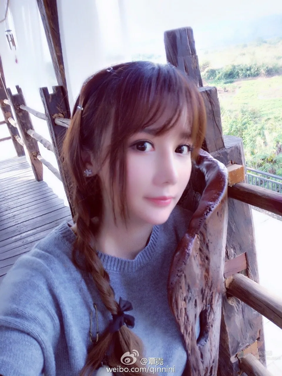 覃霓Niki- 草根美女玩家私房照_8
