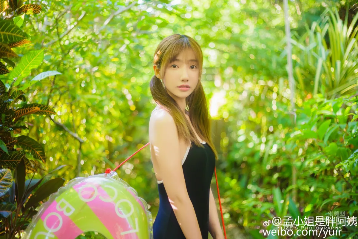 孟晓蓉Yuri- “元老级”的ShowGirl最抢眼写真_9
